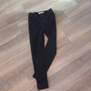 KaaCan Women's size 24 black and white polka dot skinny jeans